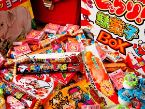 個室居酒屋6年4組駄菓子食べ放題2