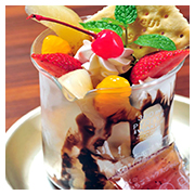 個室居酒屋 6年4組:6年4組100点パフェ